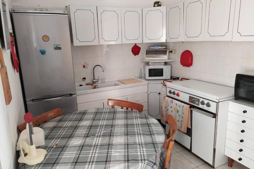 Casa Ad Assoro, Al Centro Della Sicilia Villa Luaran gambar
